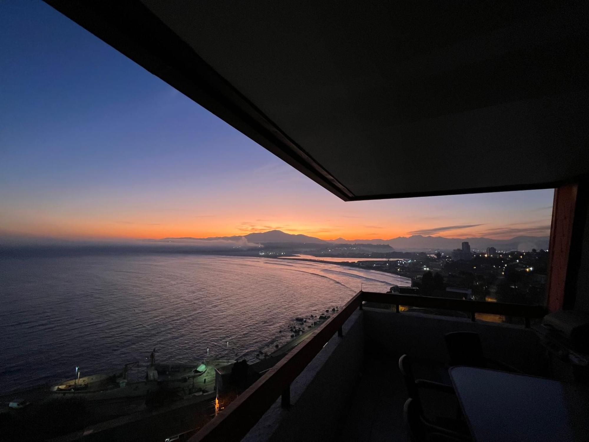 Departamento Con Insuperable Vista Playa Amarilla Playa La Boca * Concon